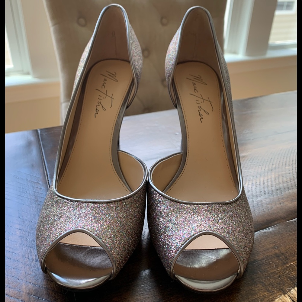 Marc Fisher peep toe glittery silver heels, NEW